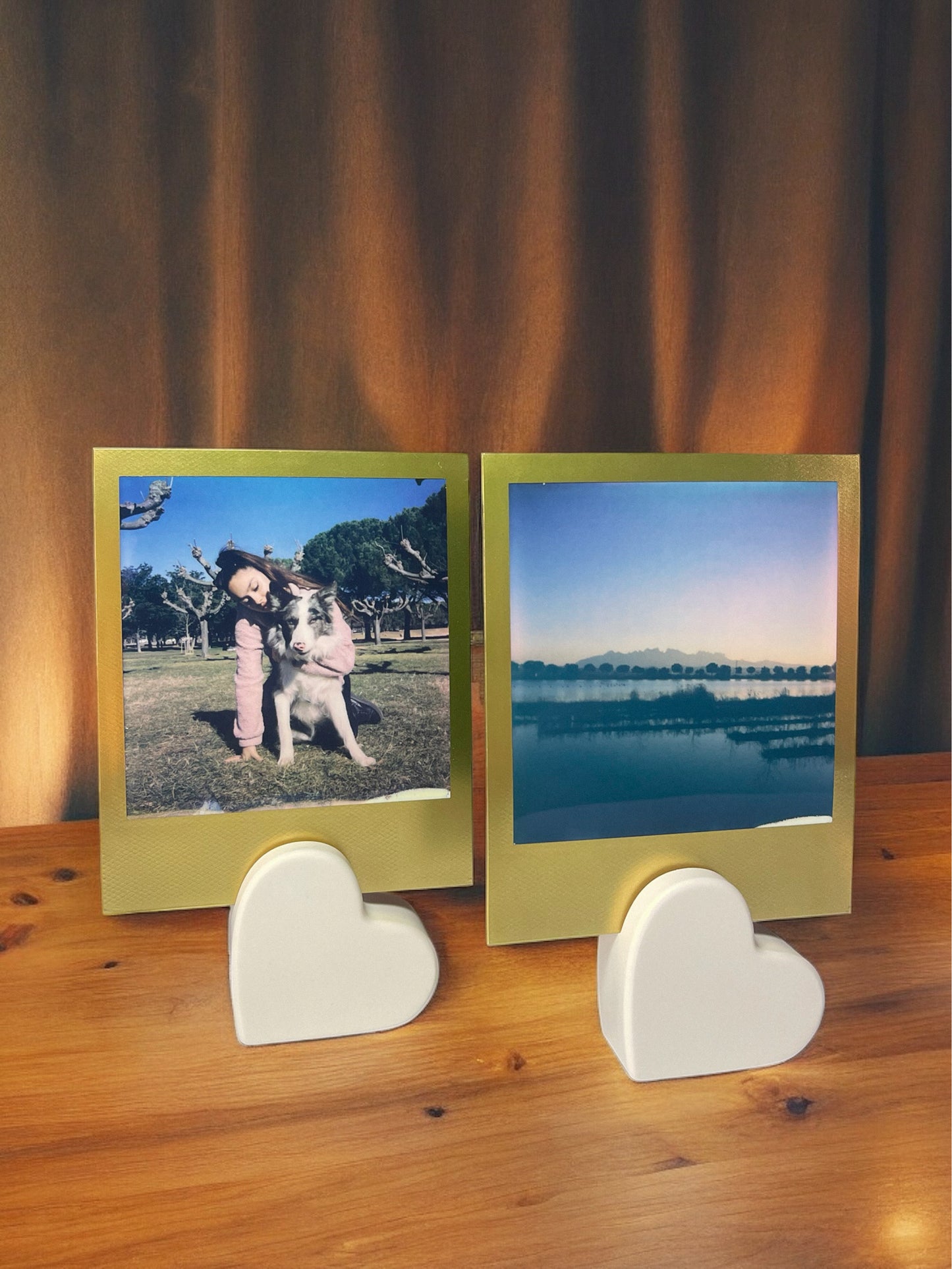 HEARTS PHOTO HOLDER