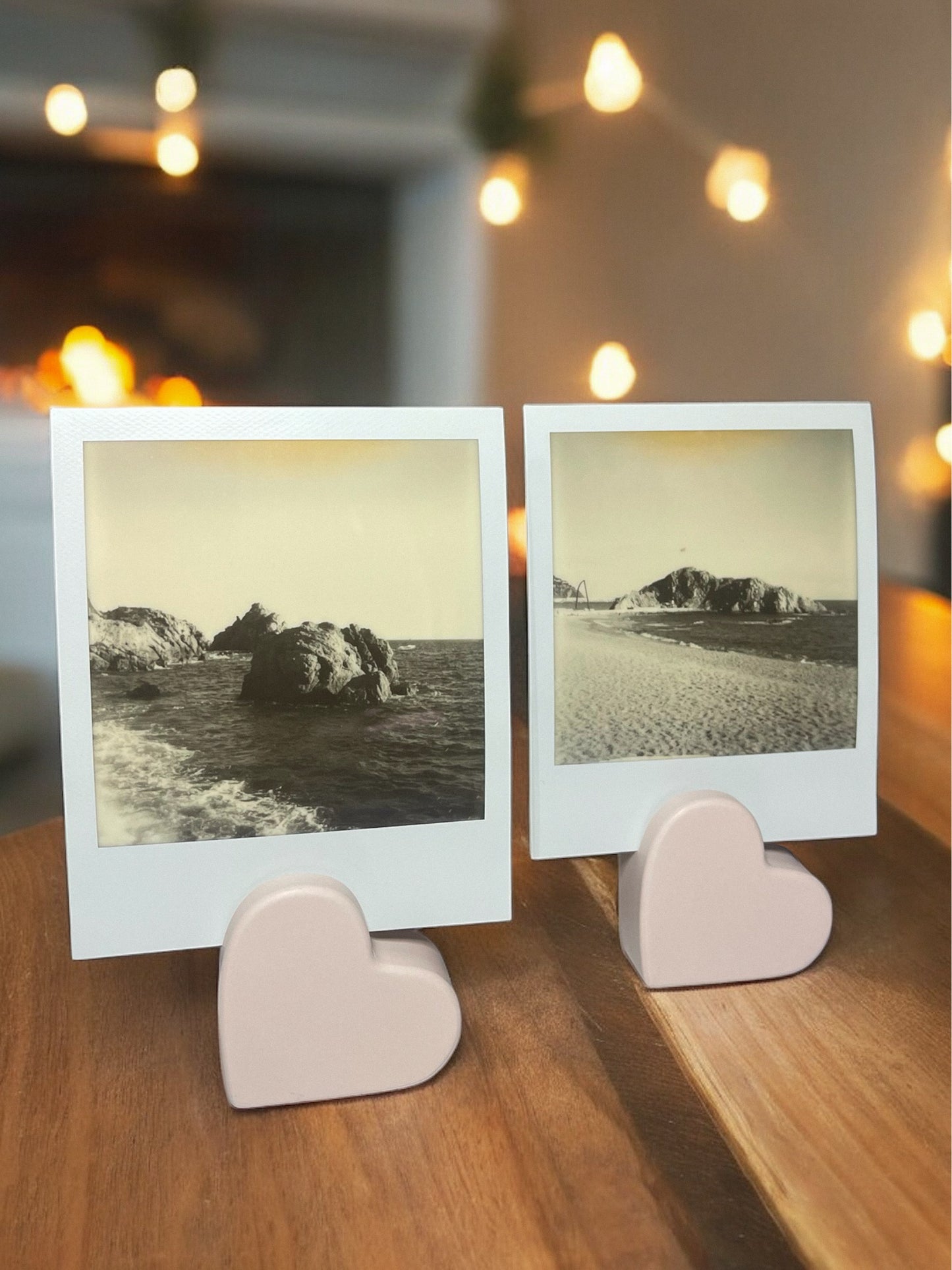 HEARTS PHOTO HOLDER